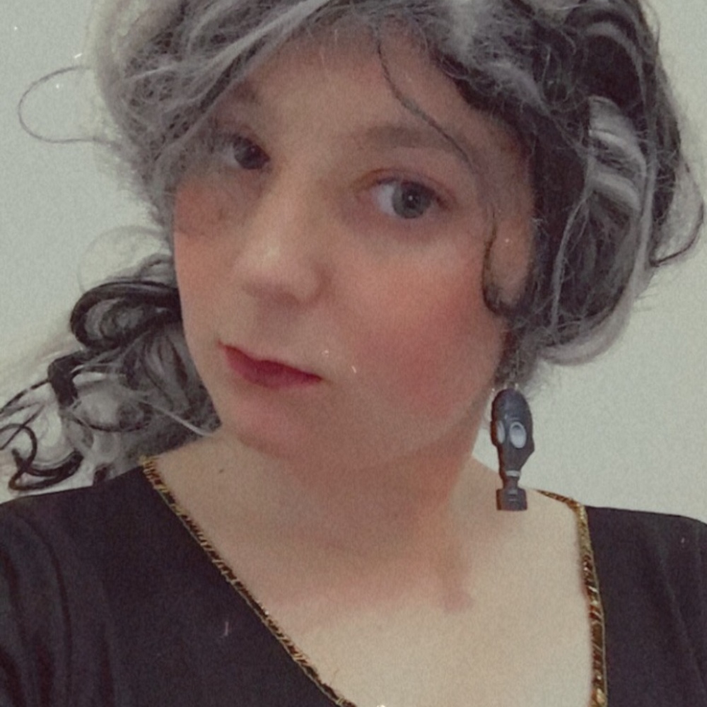 Meet your Posher, Posh